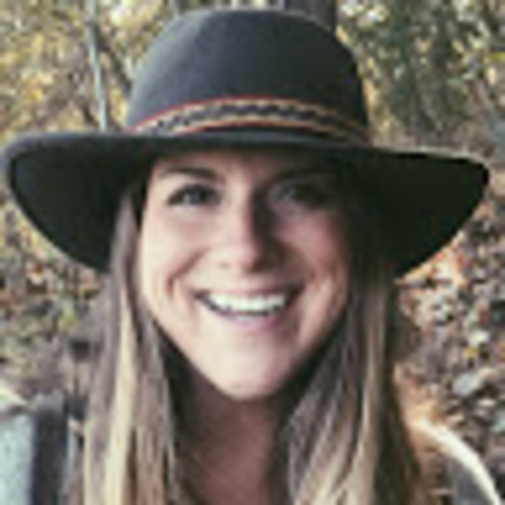 Meet your Posher, Nora